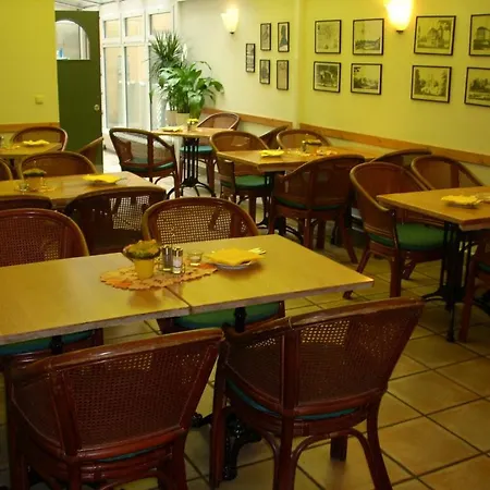 Affittacamere Hotel Zur Sonne 3*
